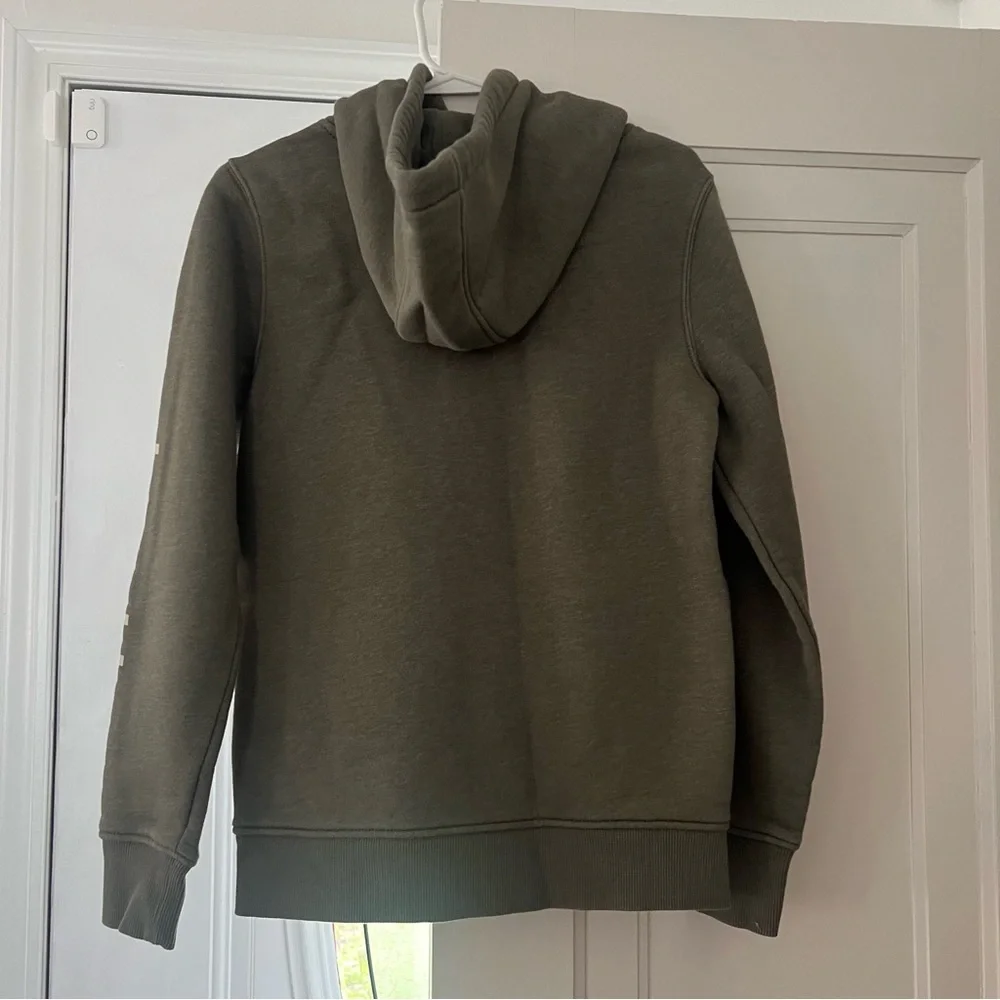 Women’s Carhartt Relaxed Fit Midweight Logo Graphic Hoodie - Picture 5 of 7